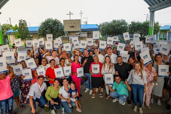 Alcaldía de Montería entregó 132 títulos de vivienda