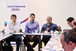Gobernador Verano y gremios evaluaron impacto de la valorización y la intervención de Air-e