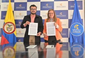 Supersalud y SIC firman convenio