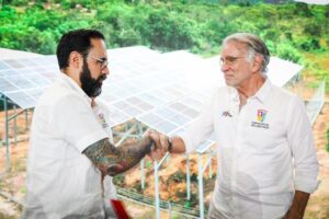 Gobernador y Minminas firman 6 acuerdos para crear Gestora Energética del Caribe