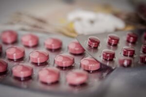 Colombia podrá distribuir retroviral genérico contra el VIH Comunidad Andina