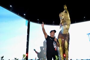 1.B. En Barranquilla se baila así