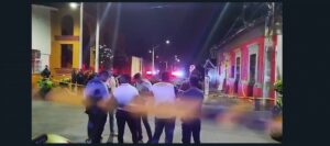 Atentado en el barrio abajo