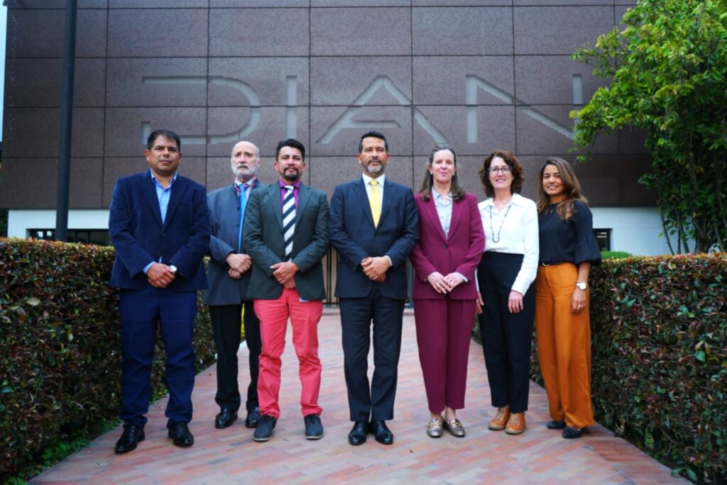 BID destaca modernización de la DIAN