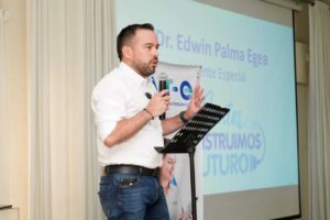 Ministro de Minas y Energía, Edwin Palma.