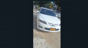 Vehículo baleado en villa santos