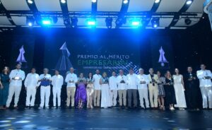 Ganadores del Premio al Mérito Empresarial 2024