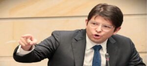 Miguel Uribe 2