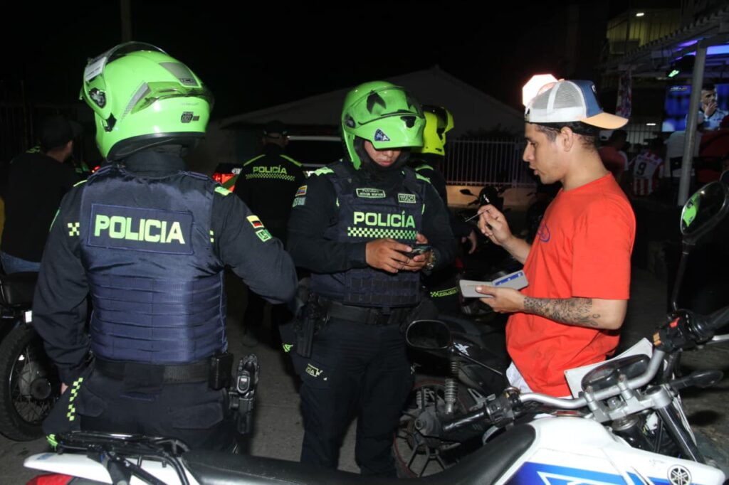 Caravanas Amor y Amistad 2025 (1)