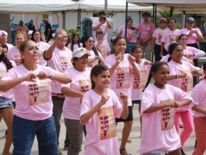 'A Ritmo Rosa' Cajacopi EPS conmemoró el Día Mundial del Cáncer de Mama en Soledad y Riohacha