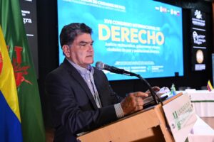 La paz se construye con justicia y confianza Procurador en congreso de Unisimón