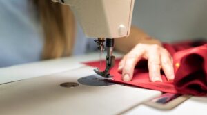 Una política que descose al sector