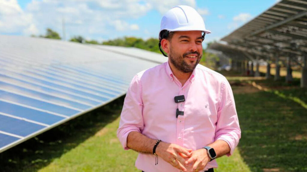 Gobierno-reglamenta-Colombia-Solar-y-transforma-el-subsidio-electrico-1280