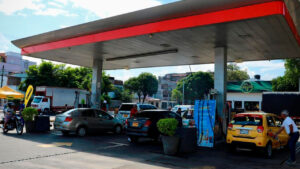 Ministro-Edwin-Palma-ratifica-que-el-gobierno-avanza-en-el-ajuste-gradual-1280