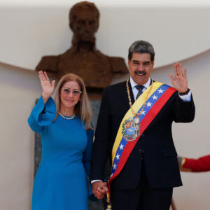 Nicolás Maduro y su esposa, capturados y trasladados a Estados Unidos
