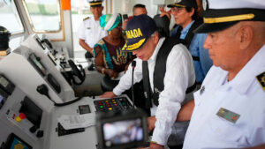 buque-hospital-representa-nuestro-mayor-esfuerzo-para-el-Pacifico-1-1280
