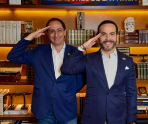 Abelardo-De-La-Espriella-junto-a-Jose-Manuel-Restrepo