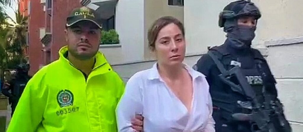 alias la mona