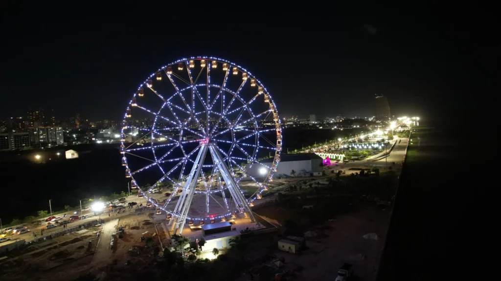 luna del rio noche