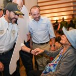 Entrega-viviendas-a-familias-damnificadas-por-el-terremoto-en-Cali-1280